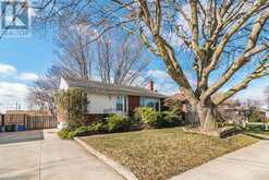 124 BROKER DRIVE | Hamilton Ontario | Slide Image Four