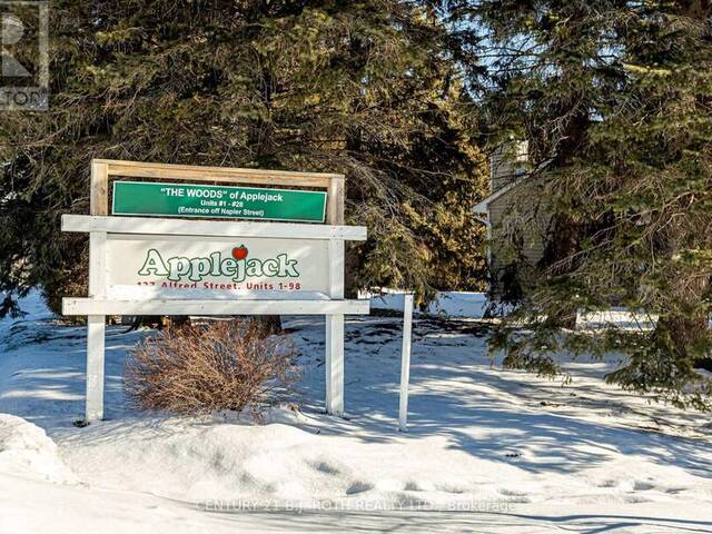 90 - 127 ALFRED STREET W Thornbury Ontario, N0H 2P0 - 2 Bedrooms Condo For Sale