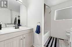 90 BARRE DRIVE | Barrie Ontario | Slide Image Thirteen