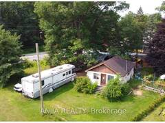 2 OAK AVENUE East Gwillimbury Ontario, L9N 1A1
