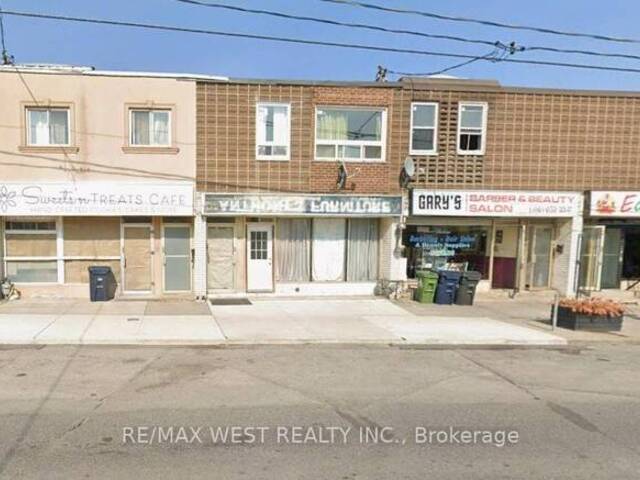 481A OAKWOOD AVENUE Toronto Ontario, M6E 2W4 - 4 Bedrooms Home For Sale