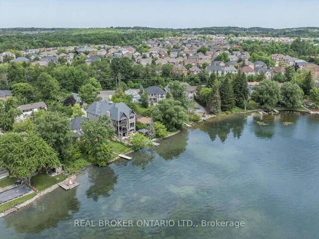 429 NORTH LAKE ROAD Richmond Hill Ontario, L4E 3A7 - 6 Bedrooms Waterfront Home For sale