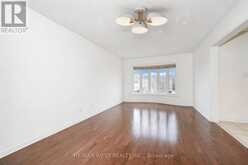 168 GAS LAMP LANE | Markham Ontario | Slide Image Thirteen