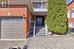 46 SILVERSTONE CRESCENT | Georgina Ontario | Slide Image Five