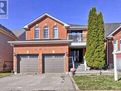 46 SILVERSTONE CRESCENT Georgina Ontario, L4P 4A4
