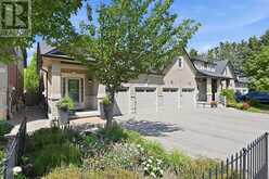 10 KOPPERFIELD LANE | Hamilton Ontario | Slide Image Three