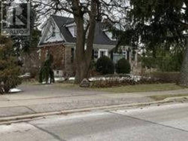 16 ANSON AVENUE Toronto Ontario, M1M 1X3 - 7 Bedrooms Home For Sale