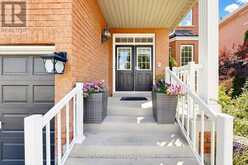 19 TWEEDIE CRESCENT | Whitby Ontario | Slide Image Four