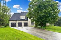 19 WOLF RUN COURT | Whitchurch-Stouffville Ontario | Slide Image Three