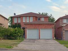 35 MAGILL DRIVE Ajax Ontario, L1T 3H7