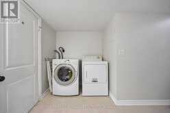 54 LINKS ROAD | Vaughan Ontario | Slide Image Thirty