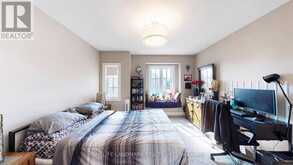 537 MILLSTREAM DRIVE | Waterloo Ontario | Slide Image Thirty