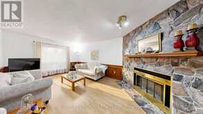 2590 AMBERCROFT TRAIL | Mississauga Ontario | Slide Image Twelve