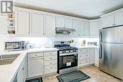 3264 MEADOWGATE BOULEVARD | London Ontario | Slide Image Fifteen