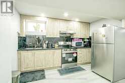 3264 MEADOWGATE BOULEVARD | London Ontario | Slide Image Forty-one