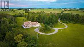 960 LAWSON ROAD | Tiny Ontario | Slide Image Three