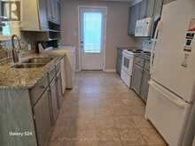 36 WEEPING WILLOW DRIVE | Innisfil Ontario | Slide Image Six
