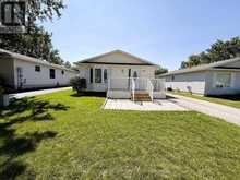 38 ROYAL OAK DRIVE | Cookstown Ontario | Slide Image Two