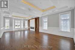 2 POPLAR DRIVE | Richmond Hill Ontario | Slide Image Sixteen