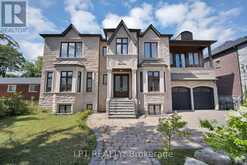 2 POPLAR DRIVE | Richmond Hill Ontario | Slide Image One