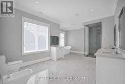 2 POPLAR DRIVE | Richmond Hill Ontario | Slide Image Thirty-three
