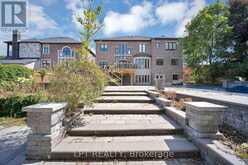 2 POPLAR DRIVE | Richmond Hill Ontario | Slide Image Forty-seven