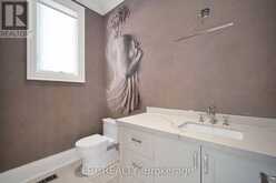 2 POPLAR DRIVE | Richmond Hill Ontario | Slide Image Five