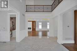 2 POPLAR DRIVE | Richmond Hill Ontario | Slide Image Eight