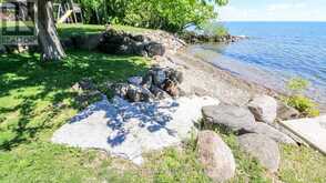 183 LAKESHORE ROAD W | Oro-Medonte Ontario | Slide Image Eight