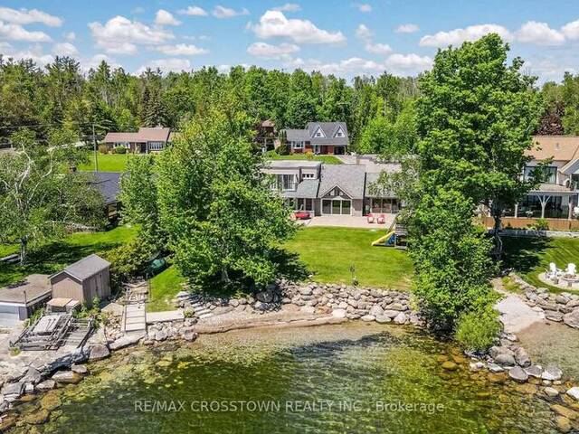183 LAKESHORE ROAD W Oro-Medonte Ontario, L0L 2E0 - 4 Bedrooms Waterfront Home For sale