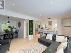 32 CASTLEBAR ROAD Toronto Ontario, M8Z 2J5