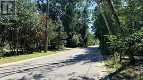 1554 SHORE LANE | Wasaga Beach Ontario | Slide Image Four