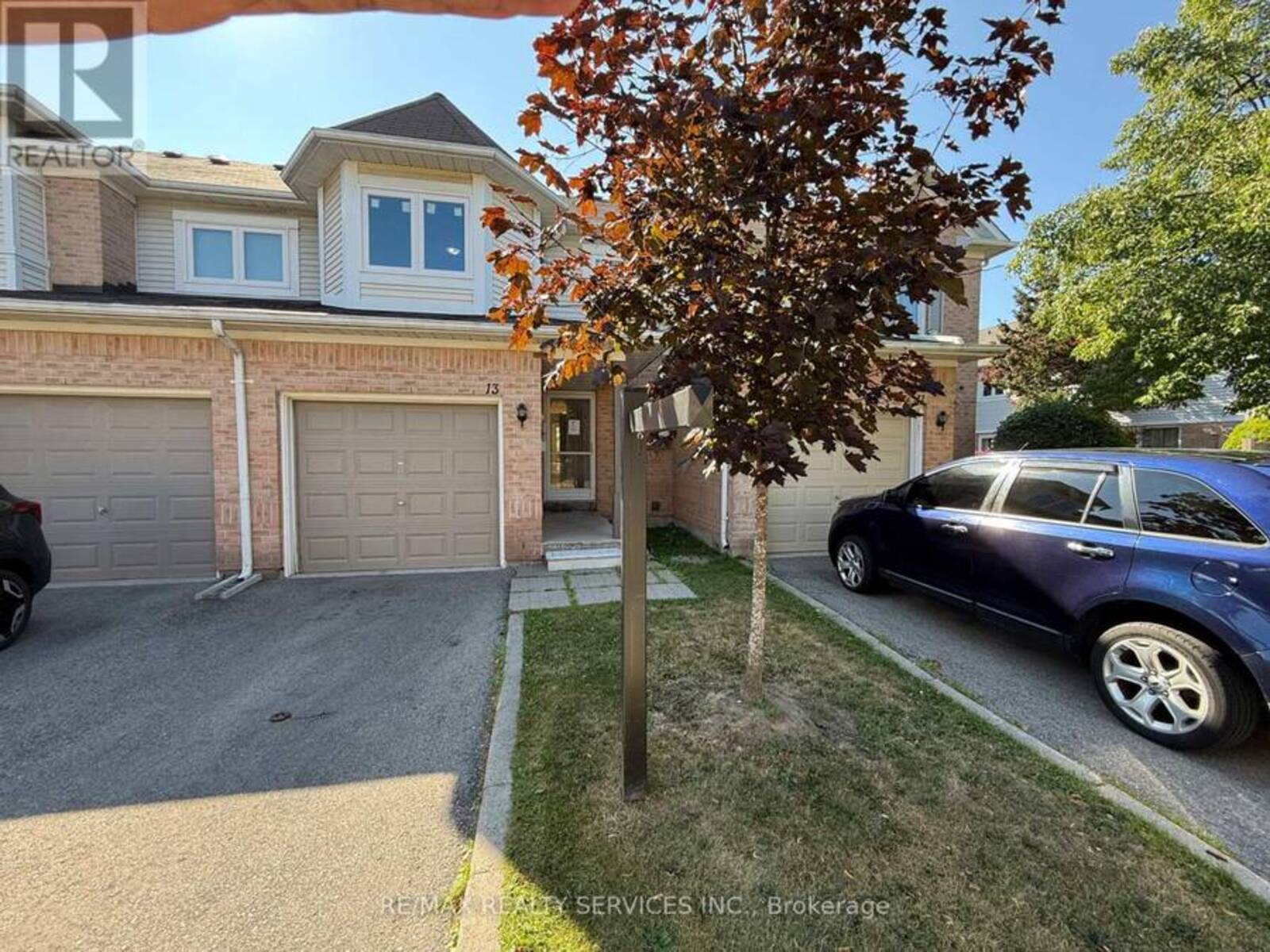13 WICKSTEAD COURT, Brampton, Ontario L6R 1N8