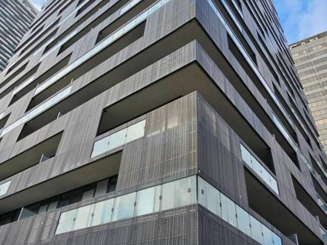1711 - 8 EGLINTON AVENUE E Toronto Ontario, M4P 0C1 - 3 Bedrooms Condo For Sale