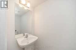 45 HUMBERSTONE DRIVE | Halton Hills Ontario | Slide Image Twelve