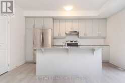 45 HUMBERSTONE DRIVE | Halton Hills Ontario | Slide Image Eighteen