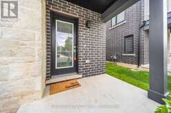 45 HUMBERSTONE DRIVE | Halton Hills Ontario | Slide Image Four