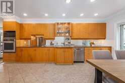 223 RIVERSIDE DRIVE | Toronto Ontario | Slide Image Fifteen