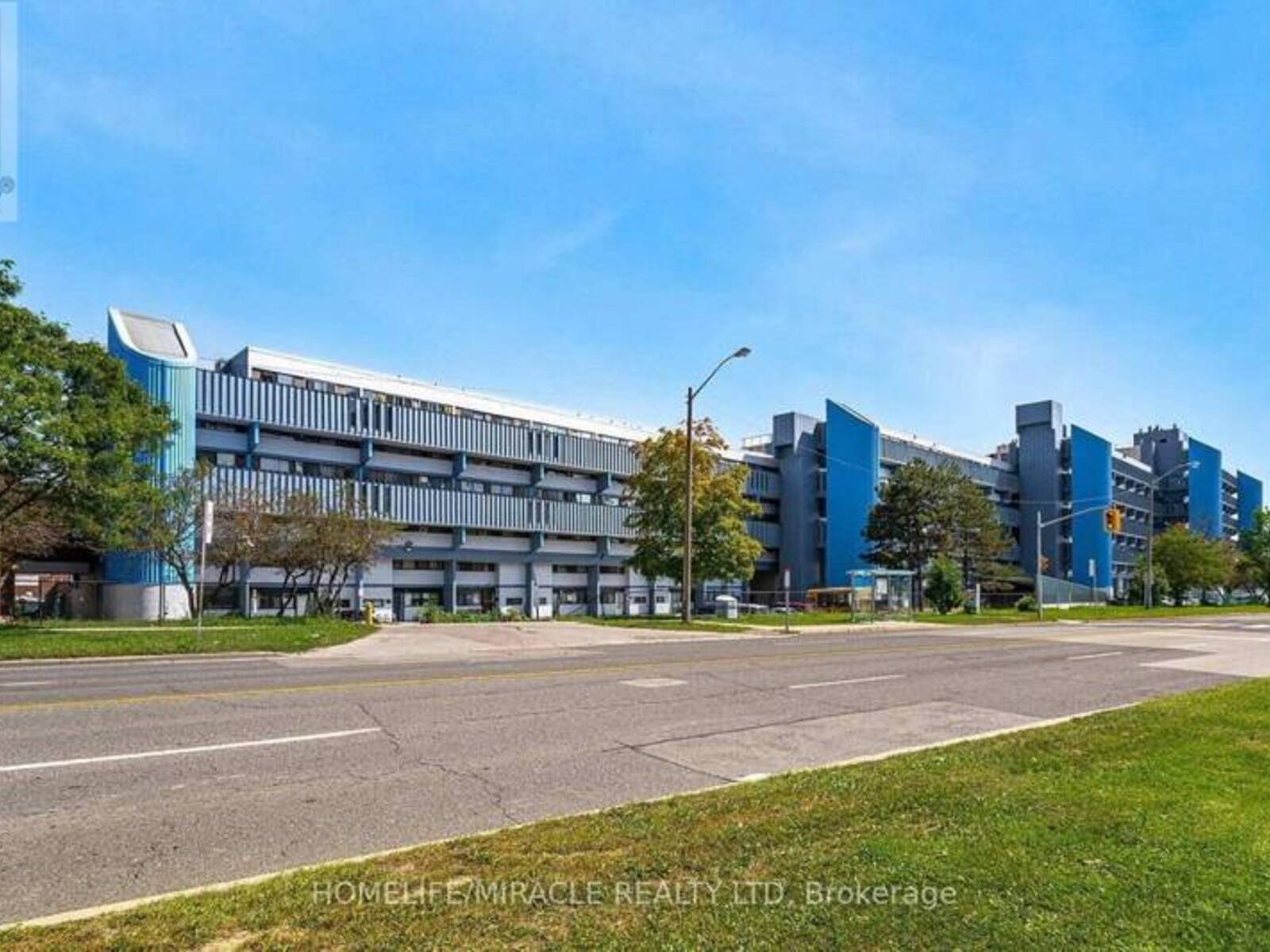517 - 4673 JANE STREET, Toronto, Ontario M3N 2L1