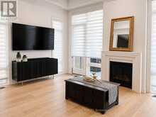308 KING ROAD | Richmond Hill Ontario | Slide Image Seven