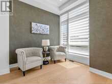 308 KING ROAD | Richmond Hill Ontario | Slide Image Twelve