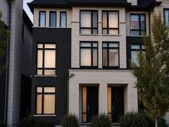 308 KING ROAD Richmond Hill Ontario, L4E 1H4