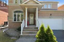 93 CHALONE CRESCENT | Vaughan Ontario | Slide Image Three