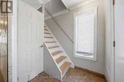 51 DELENA AVENUE S | Hamilton Ontario | Slide Image Nineteen