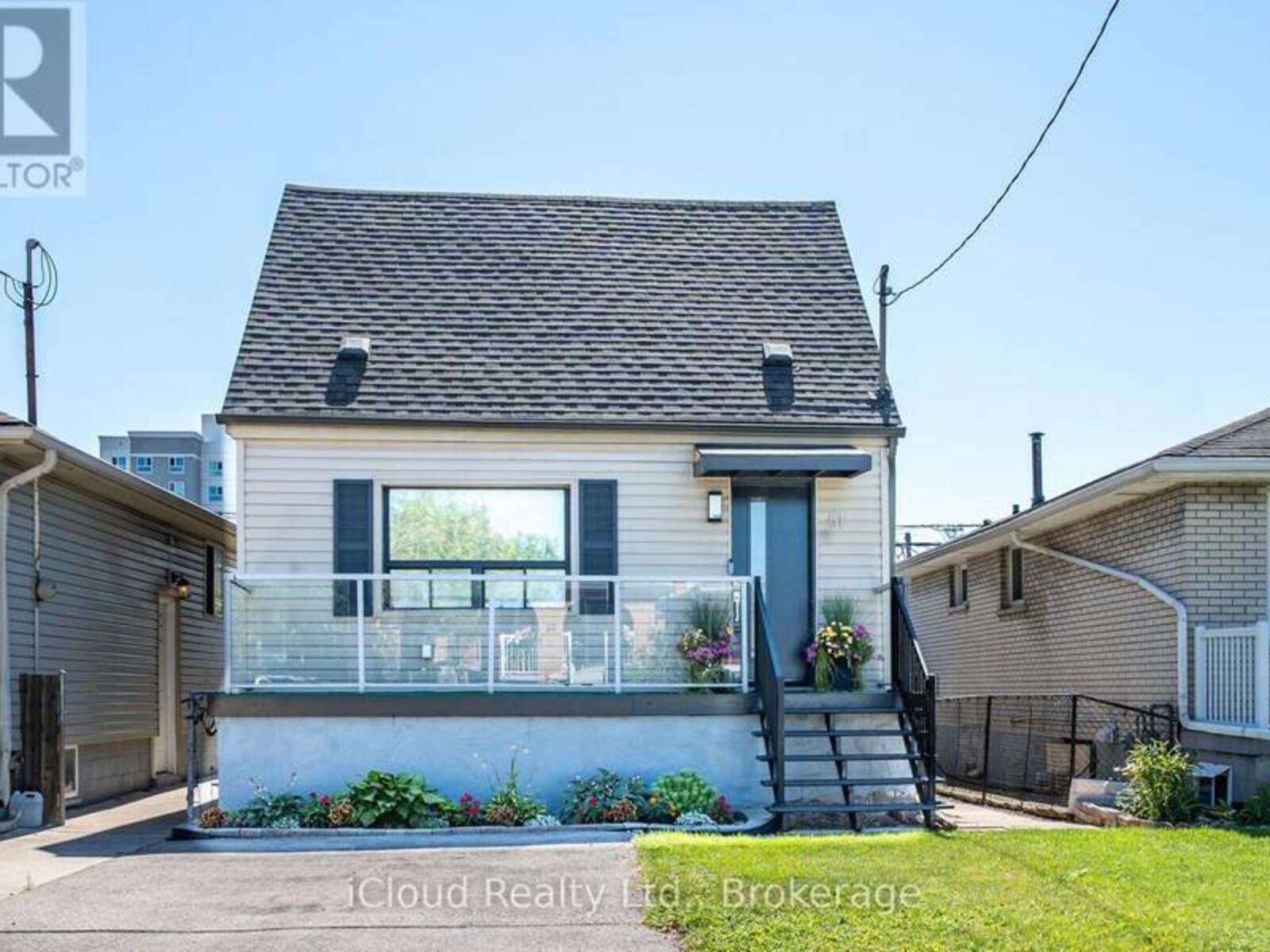 51 DELENA AVENUE S, Hamilton, Ontario L8H 1B7