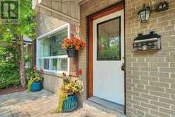 62 PORCHESTER DRIVE | Toronto Ontario | Slide Image Three