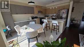 112 NESS DRIVE | Richmond Hill Ontario | Slide Image Seven
