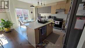 112 NESS DRIVE | Richmond Hill Ontario | Slide Image Eight