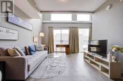 710 - 321 SPRUCE STREET | Waterloo Ontario | Slide Image Eight