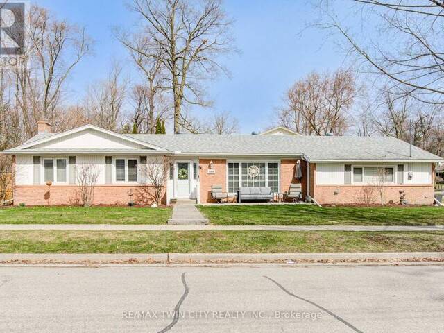 186 SHUH AVENUE Kitchener Ontario, N2A 1H6 - 3 Bedrooms Home For Sale